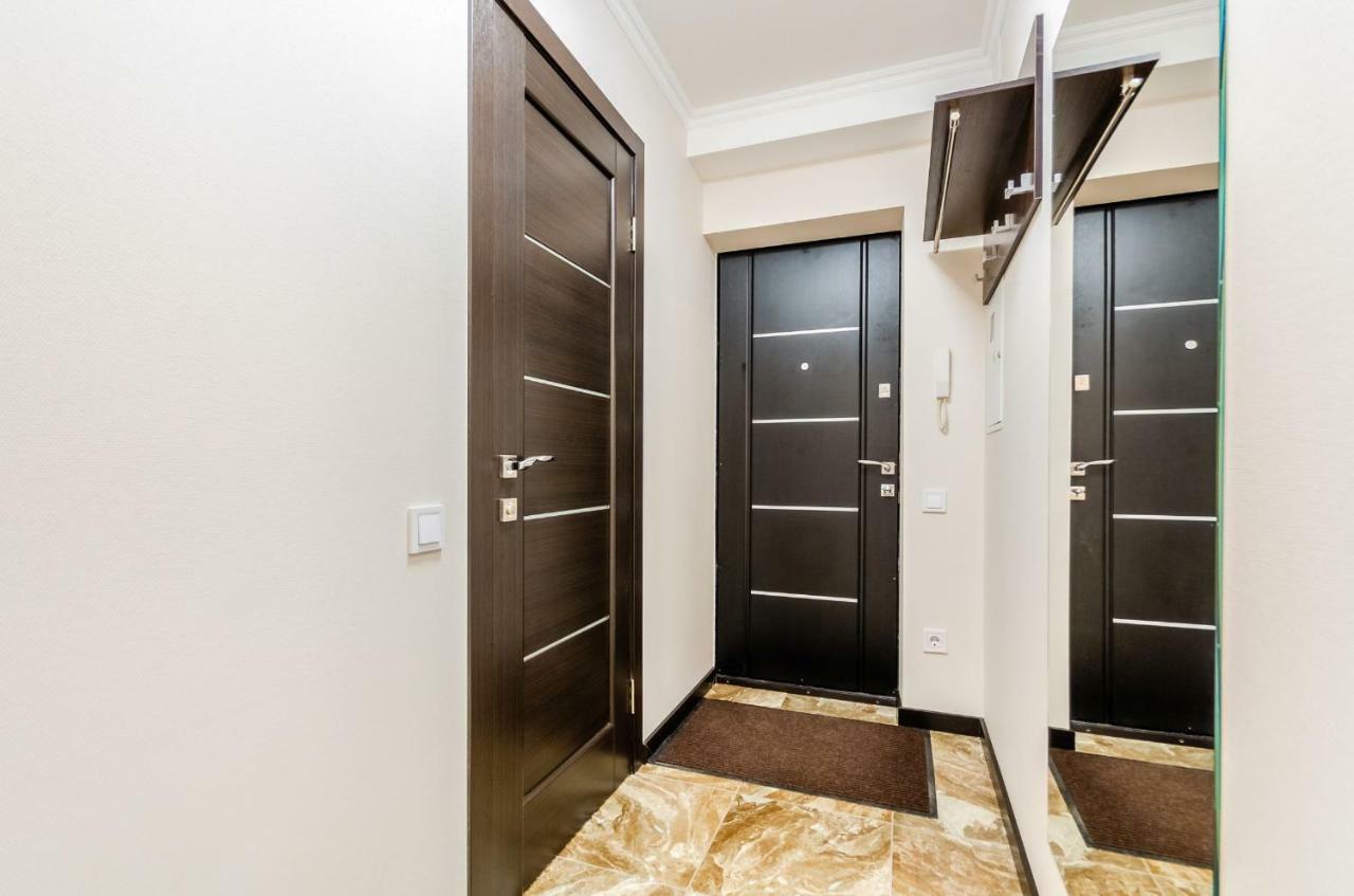 Artal Apartment On Obolonsky Avenue 16A Київ Екстер'єр фото